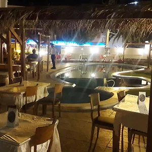 Club Urgenc Otel Ayvalı