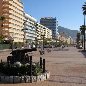 https://apartamentos-los-boliches-playa-homeabroad.es-andalucia.com