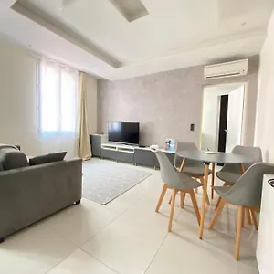 https://2-pieces-proches-monaco-et-plage.fr-provencehotel.com