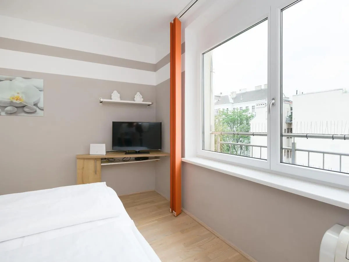 Christian Apartments Oper - Contactless Check In Vienna Austria
