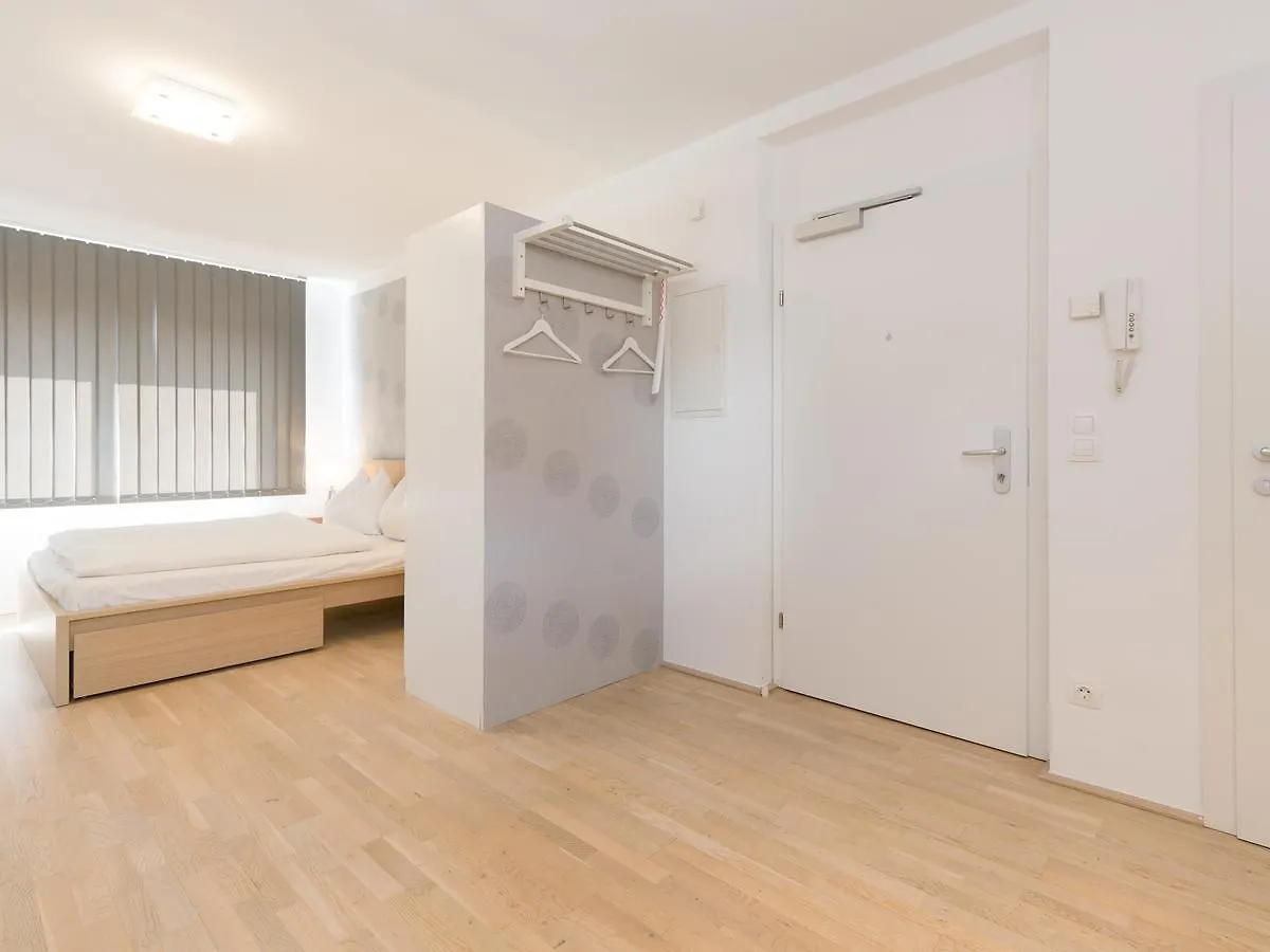 Christian Apartments Oper - Contactless Check In Vienna Austria