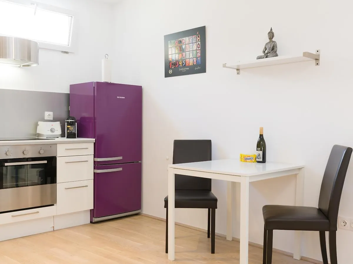 Christian Apartments Oper - Contactless Check In Vienna Austria