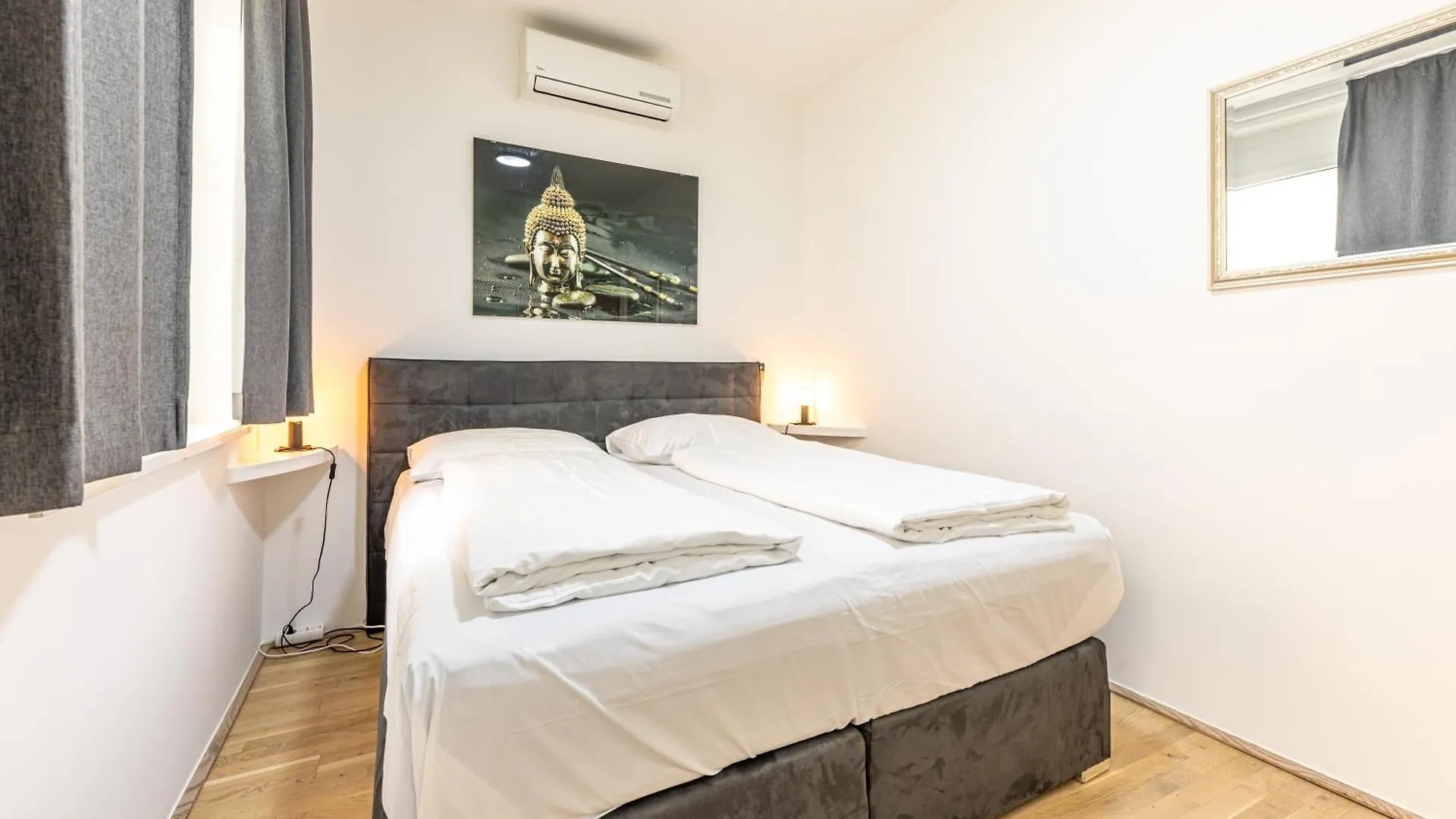 Christian Apartments Oper - Contactless Check In Wenen