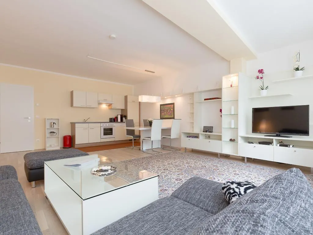 Christian Apartments Oper - Contactless Check In Wenen