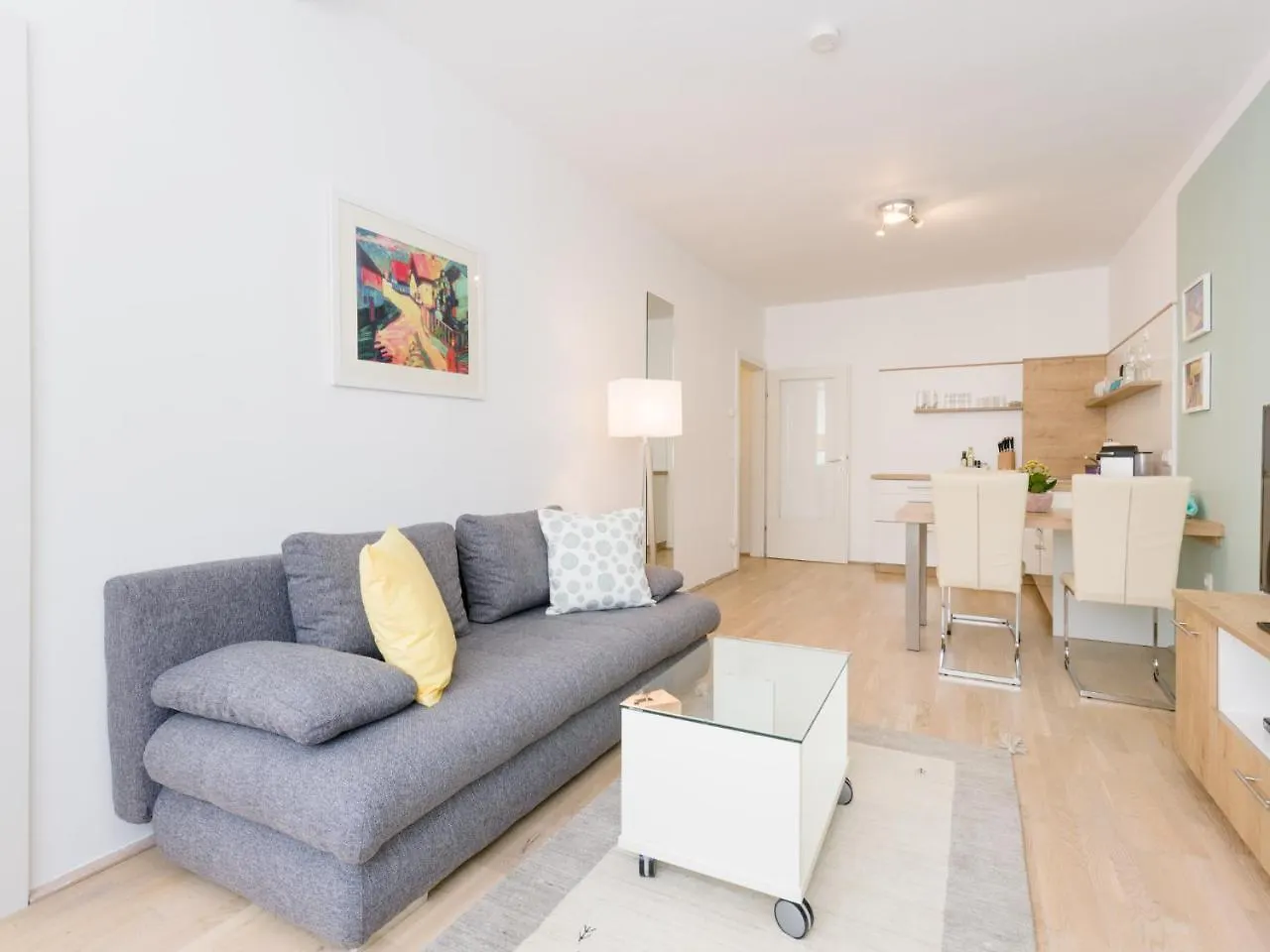 Christian Apartments Oper - Contactless Check In Wenen 0*,